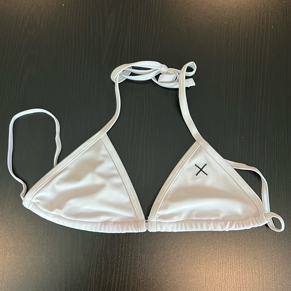 Boutine LA Bikini Top